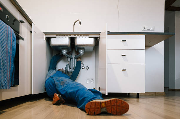 Professional Leak Detection technician working in Milford, MI
